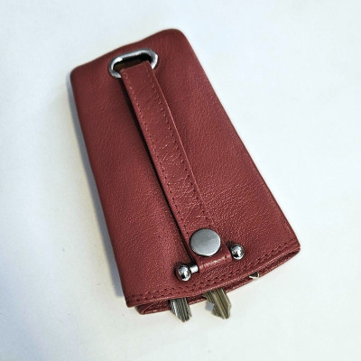 klíčenka zatahovací 11x7cm RED, kůže