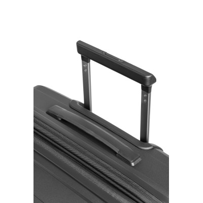 HALO střední kufr 71-80 litrů, InstantBLACK, EPIC, e-shop ZAVAZADLA.BIZ