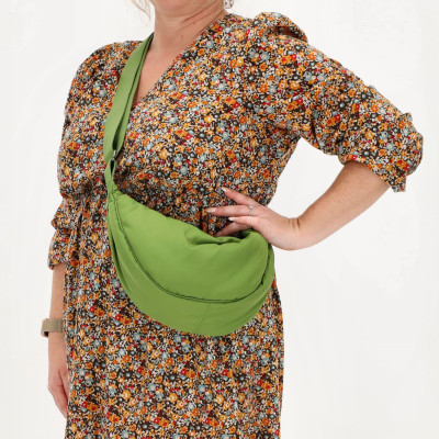 CALVIA Moonbag Green, crossbody kabelka  Beagles