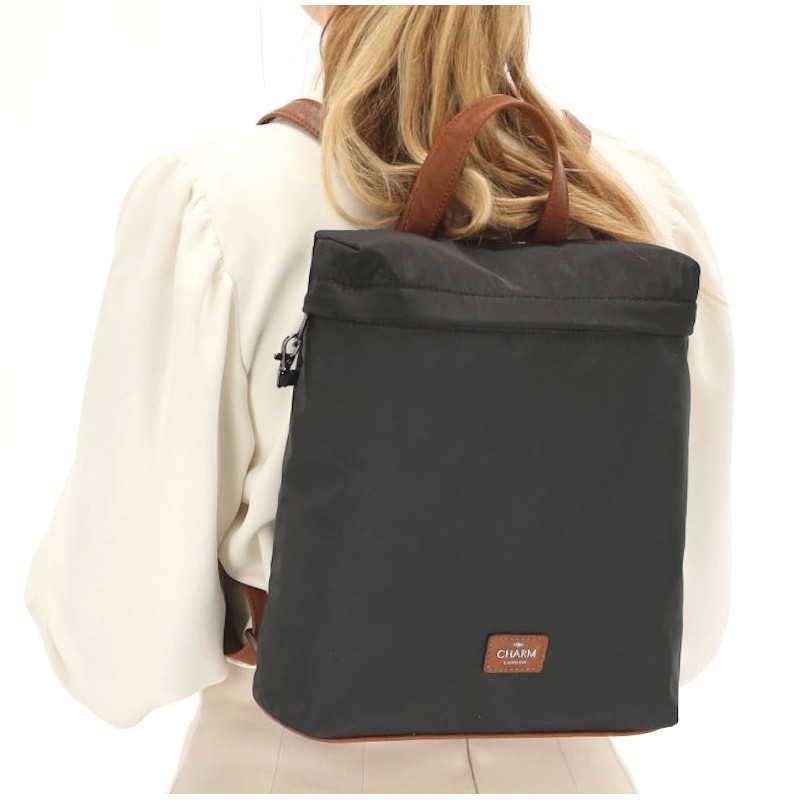 BUCKINGHAM 29x26x8 cm, black, batoh Enrico Benetti